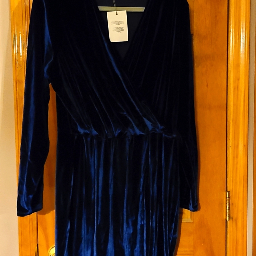 ASOS Plus Size Blue Velvet Dress Size US 18 Long Sleeve